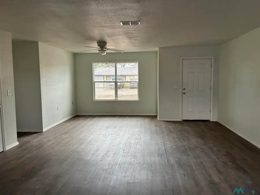 1712 W 17th St Street, Portales, NM 88130 - Image #2