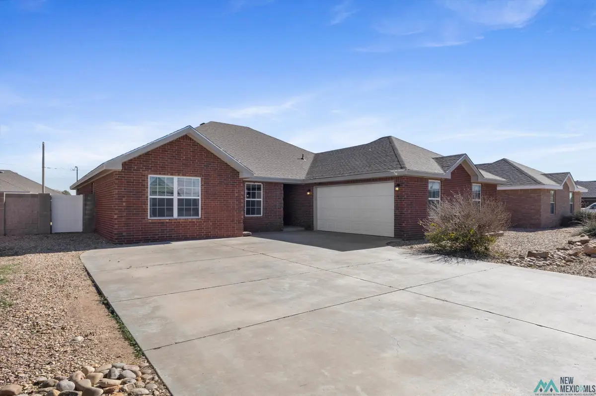2221 Boxwood Circle, Portales, NM 88130 - Image #1
