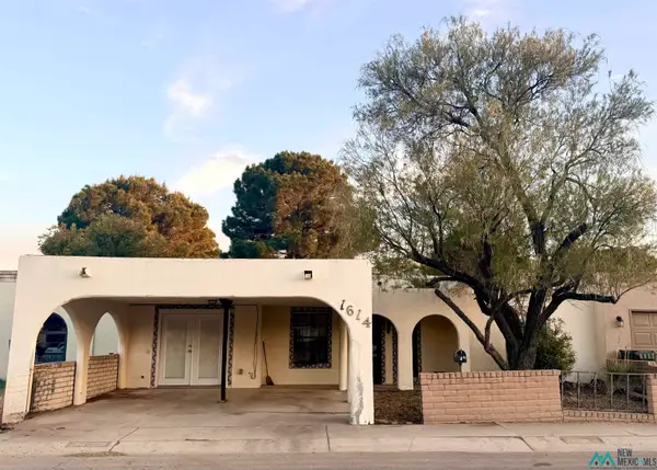 1614 Live Oak Place, Carlsbad, NM 88220