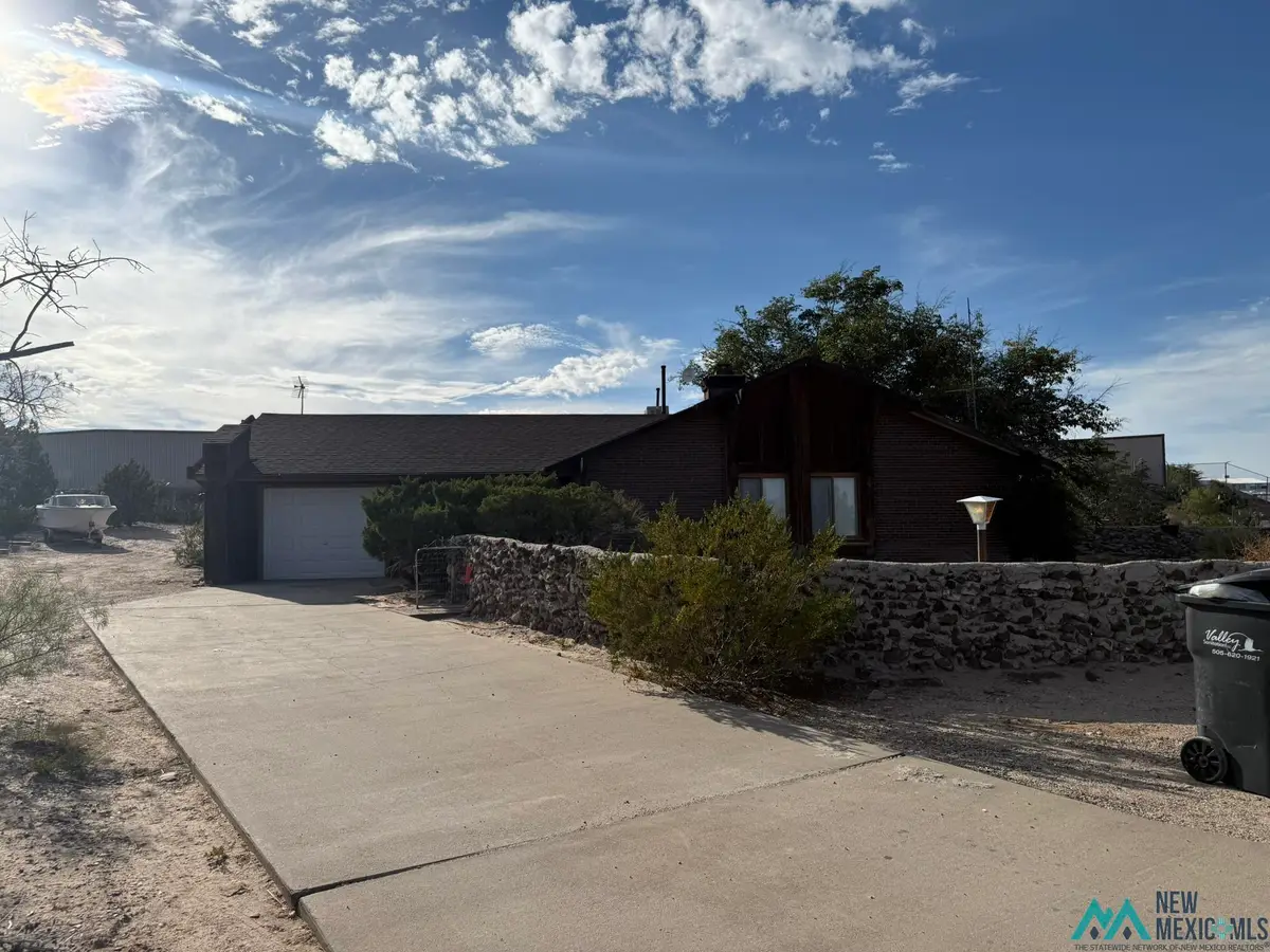 110 Palomas Court, Elephant Butte, NM 87935 - Image #1