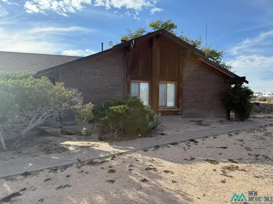 110 Palomas Court, Elephant Butte, NM 87935 - Image #2