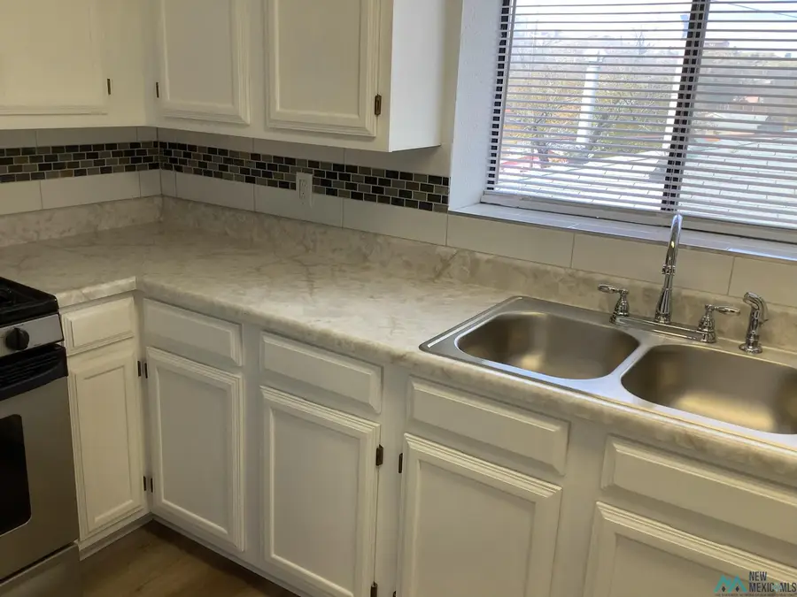 203 W Princetion Avenue, Gallup, NM 87301 - Image #3