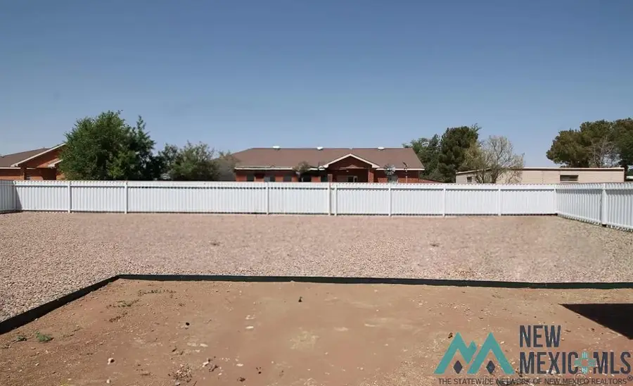 105 N Ave R Avenue, Portales, NM 88130 - Image #2
