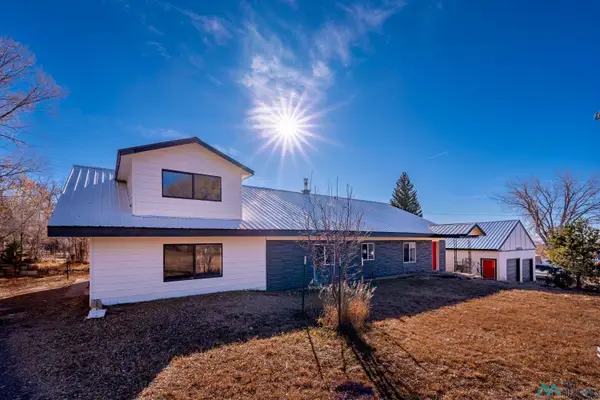 1131 Lincoln Avenue, Raton, NM 87740