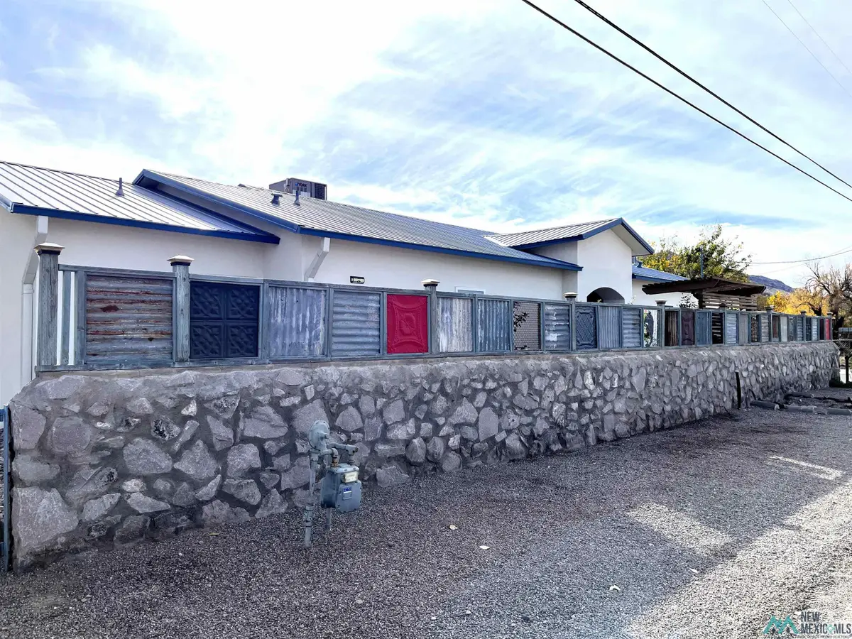 1303 N Riverside Drive, Truth Or Consequences, NM 87901 - Image #1
