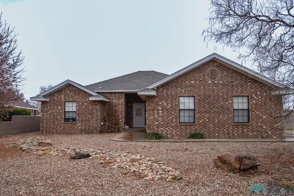 1362 Oakwood Circle, Portales, NM 88101