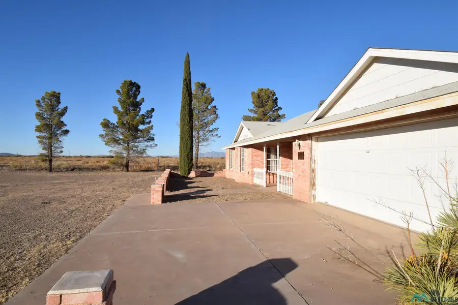 1800 Monte Vista Rd Sw, Deming, NM 88030 - Image #3