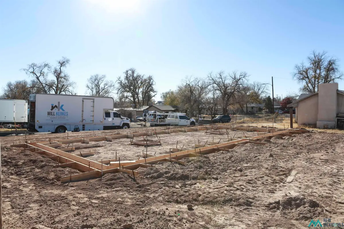 707 W 12th Street, Roswell, NM 88201 - Image #1