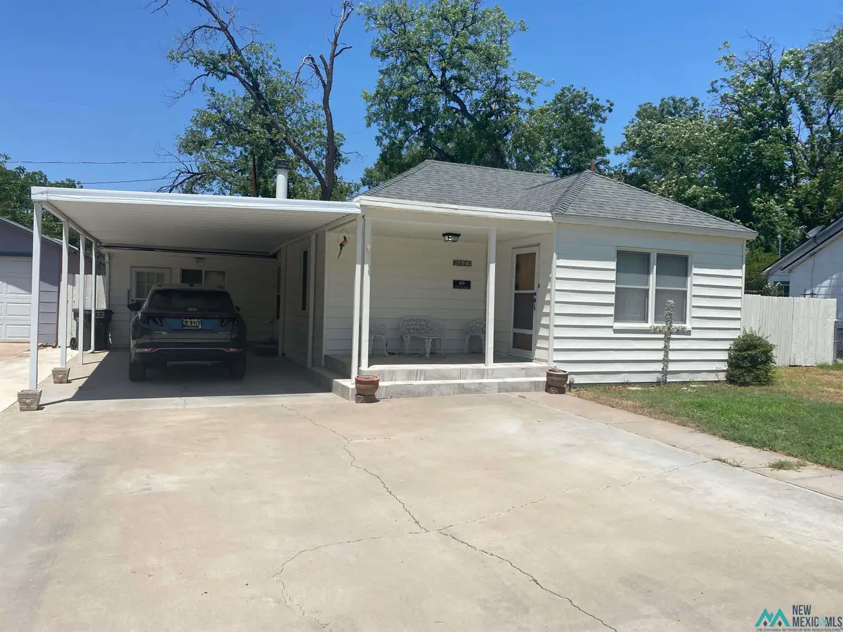 609 N Ash Street, Carlsbad, NM 88220 - Image #1