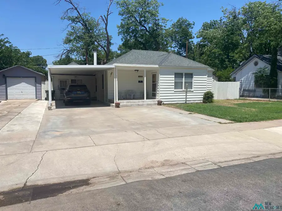 609 N Ash Street, Carlsbad, NM 88220 - Image #2