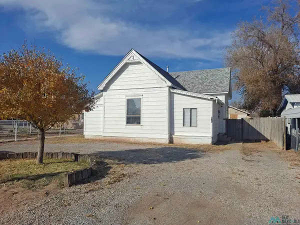 610 W Dallas Avenue, Artesia, NM 88210