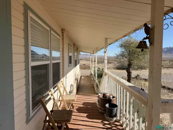 5033 SE Monte Vista Road, Deming, NM 88030