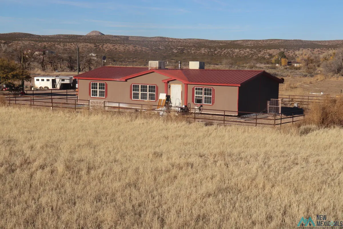 205 Las Palomas Canyon Road, Williamsburg, NM 87942 - Image #1