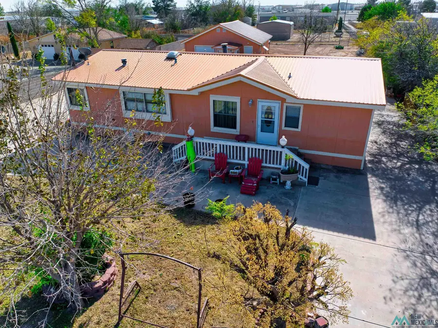 1007 Malaga Avenue, Carlsbad, NM 88220 - Image #2