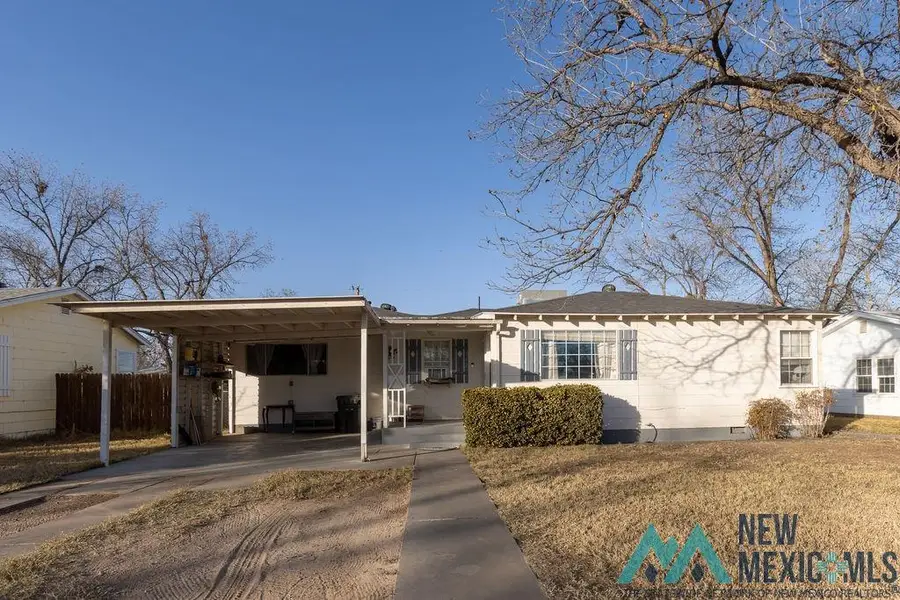 312 Ferndale Street, Carlsbad, NM 88220 - Image #2