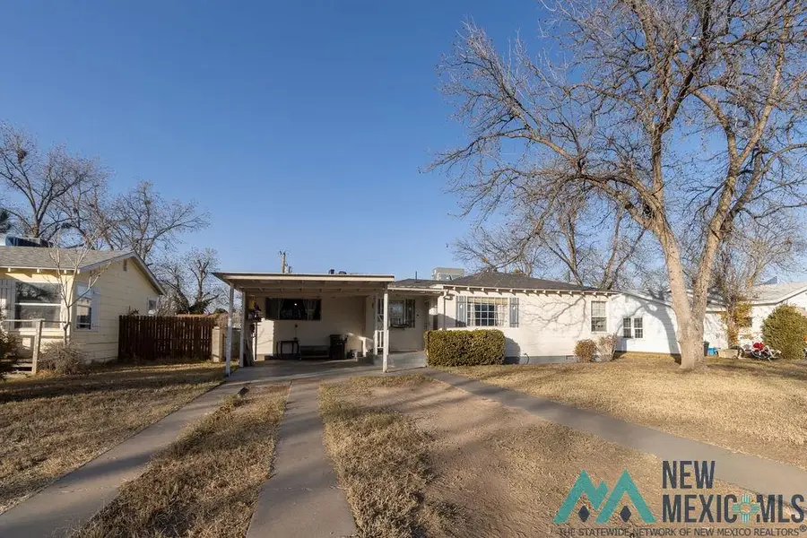 312 Ferndale Street, Carlsbad, NM 88220 - Image #3