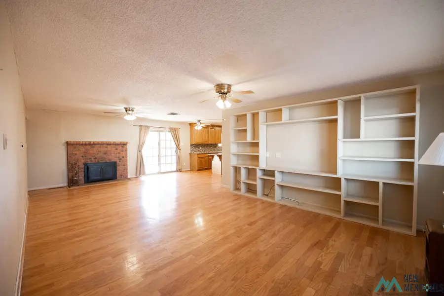 809 Kingman Avenue, Grants, NM 87020 - Image #2