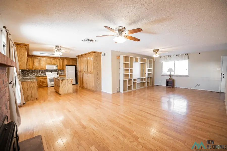 809 Kingman Avenue, Grants, NM 87020 - Image #3