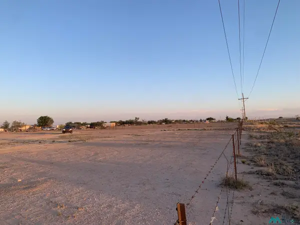 709 N 43rd Street, Artesia, NM 88210