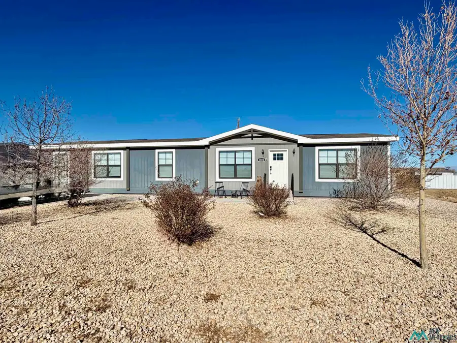 1006 Butternut St Street, Carlsbad, NM 88220 - Image #3