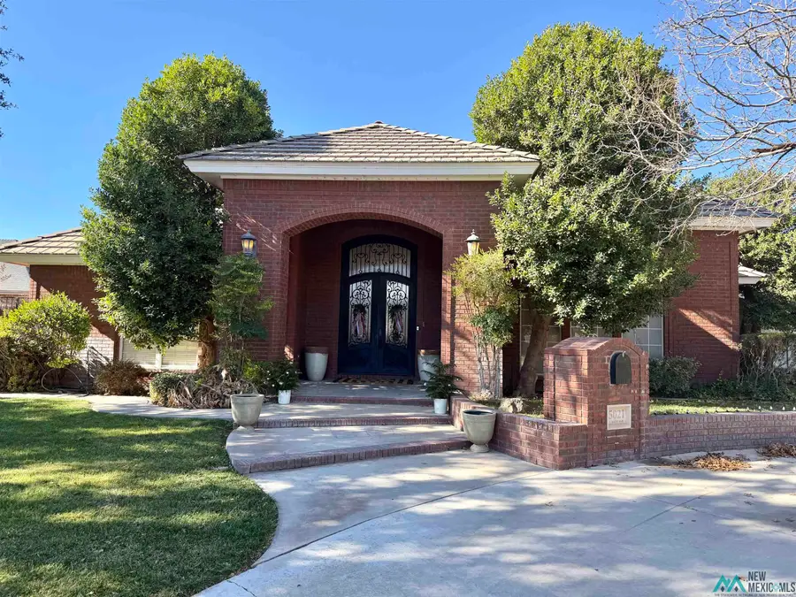 5021 N Carriage, Hobbs, NM 88240 - Image #2