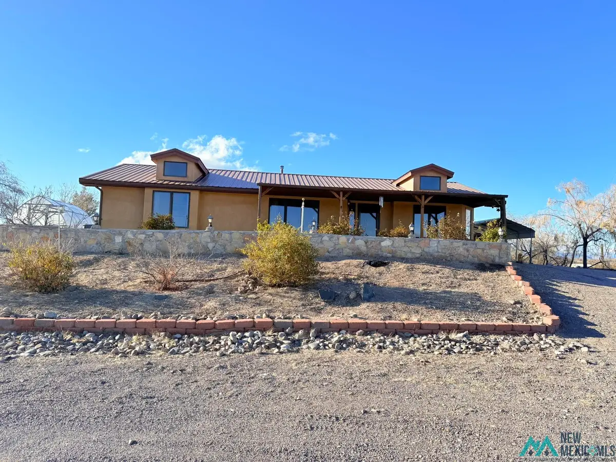 33 Greer Lane, Elephant Butte, NM 87935 - Image #1