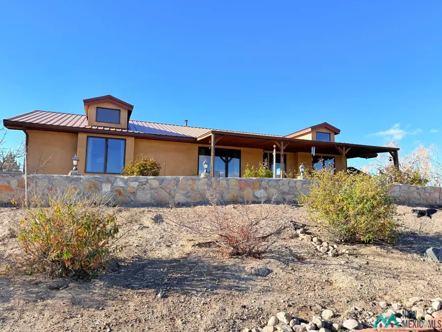 33 Greer Lane, Elephant Butte, NM 87935 - Image #2