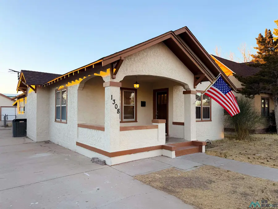 1308 N Lea Avenue, Roswell, NM 88201 - Image #2