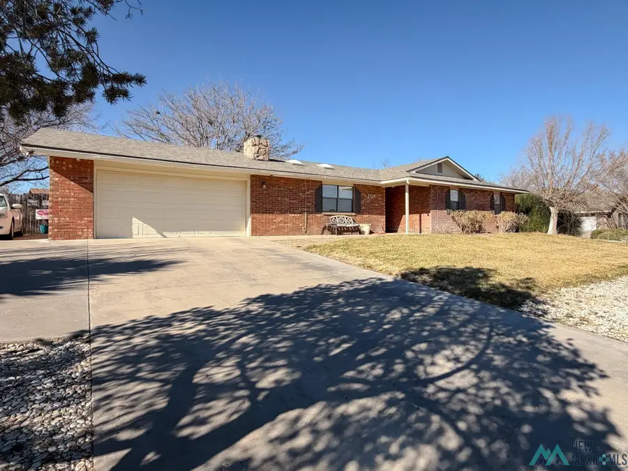 208 Tierra Berrenda Drive, Roswell, NM 88201 - Image #3