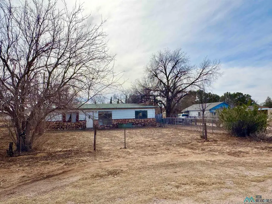 213 S La Huerta Circle, Carlsbad, NM 88220 - Image #2