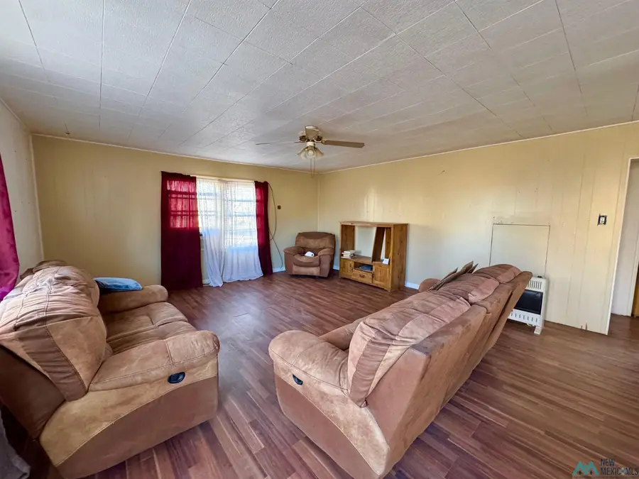 213 S La Huerta Circle, Carlsbad, NM 88220 - Image #3