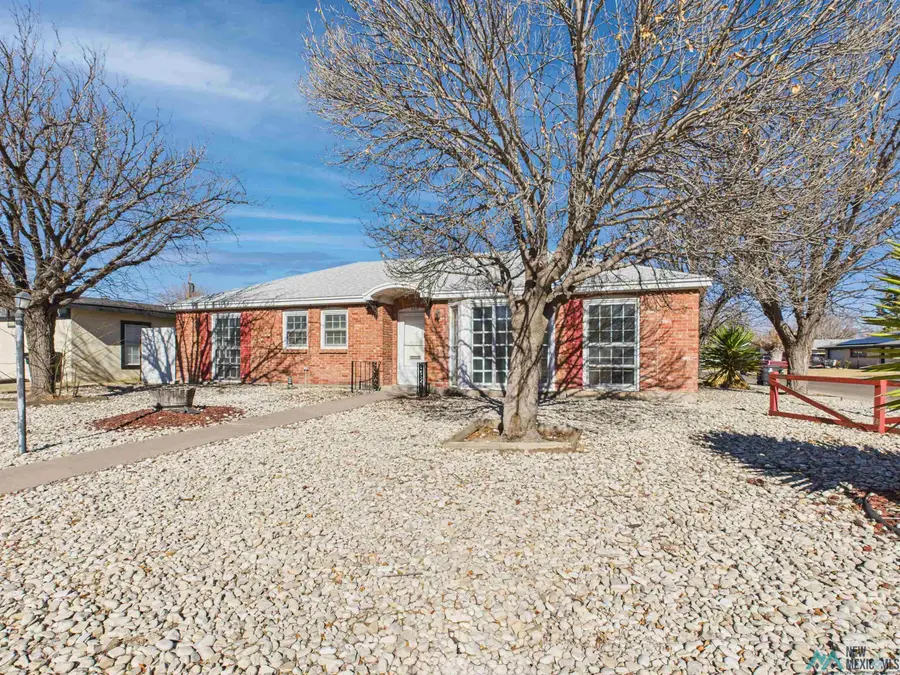 409 E Linda Vista Boulevard, Roswell, NM 88201 - Image #3