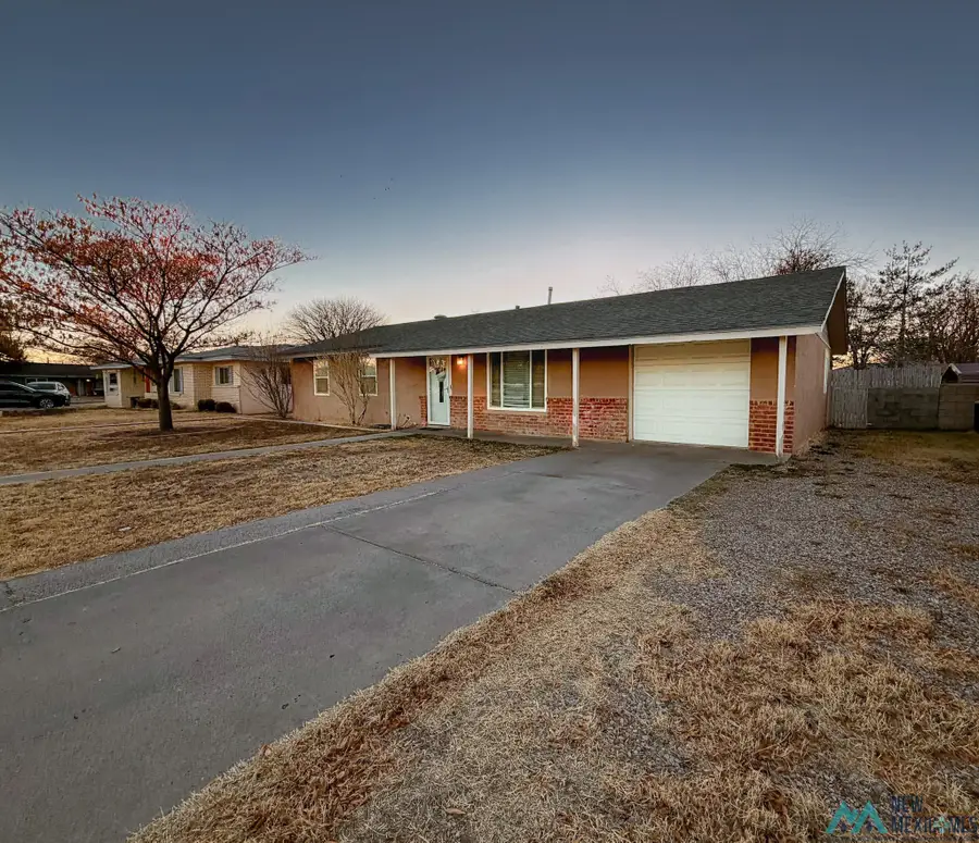 2304 Mills Drive, Roswell, NM 88201 - Image #2