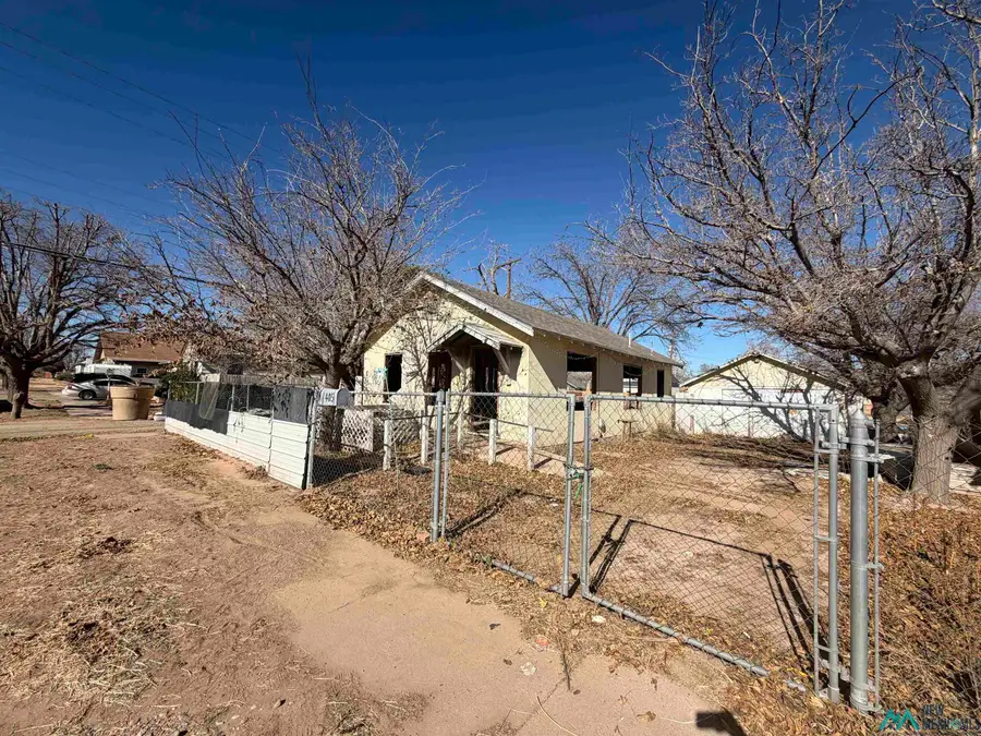 405 W Albuquerque Avenue, Roswell, NM 88203 - Image #2