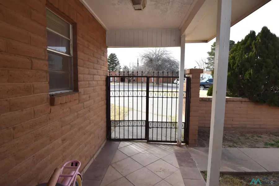 1611 S Santa Catalina St, Deming, NM 88030 - Image #3