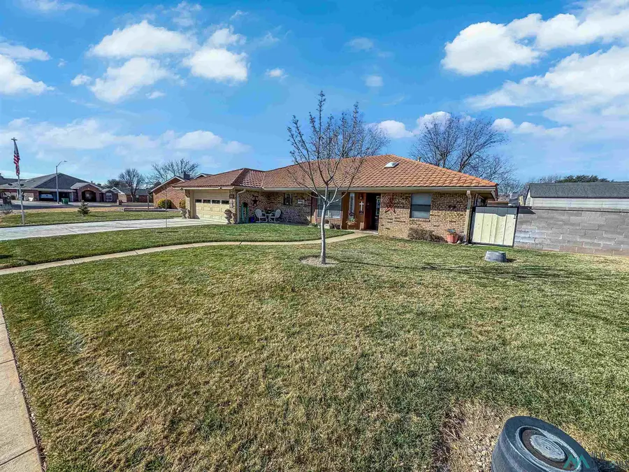 4107 N Fiesta Drive, Hobbs, NM 88240 - Image #3