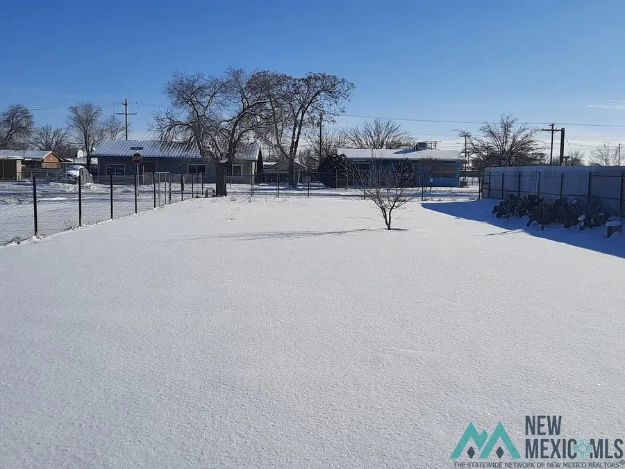 317 E Summit Street, Roswell, NM 88201 - #2