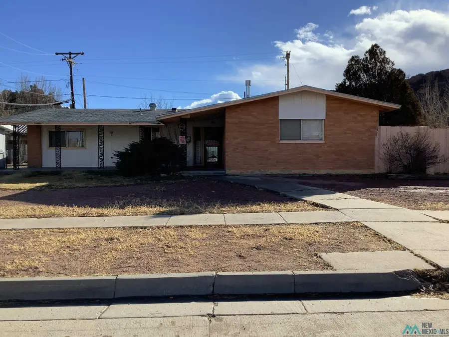 3300 Ciniza Drive, Gallup, NM 87301 - #2