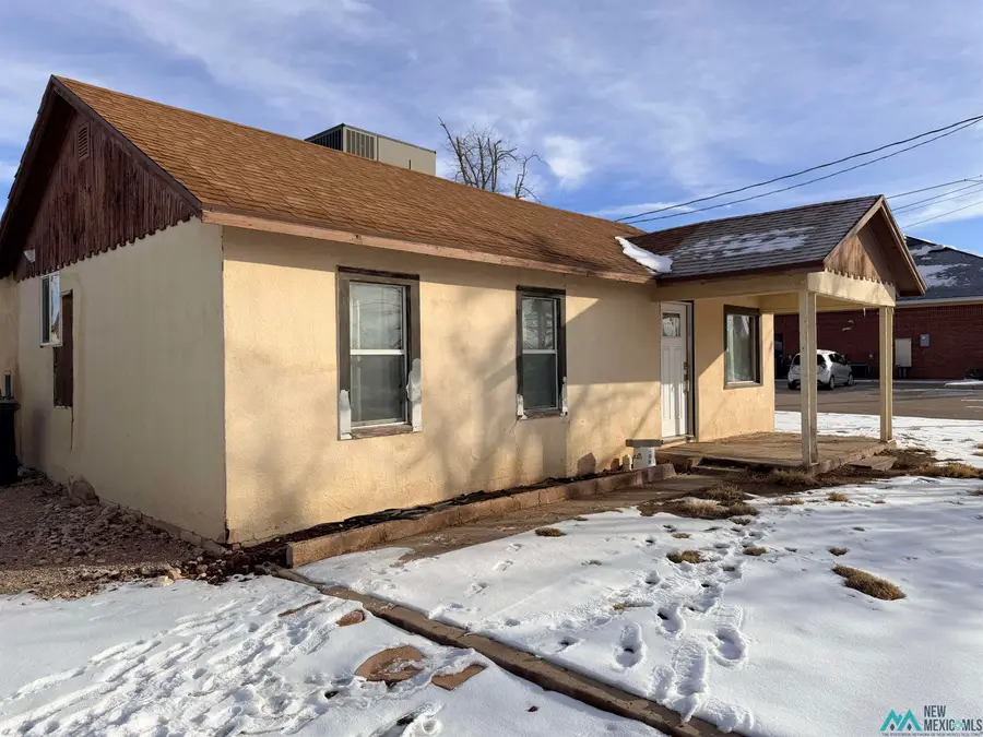 2402 Legion Avenue, Carlsbad, NM 88220 - Image #2