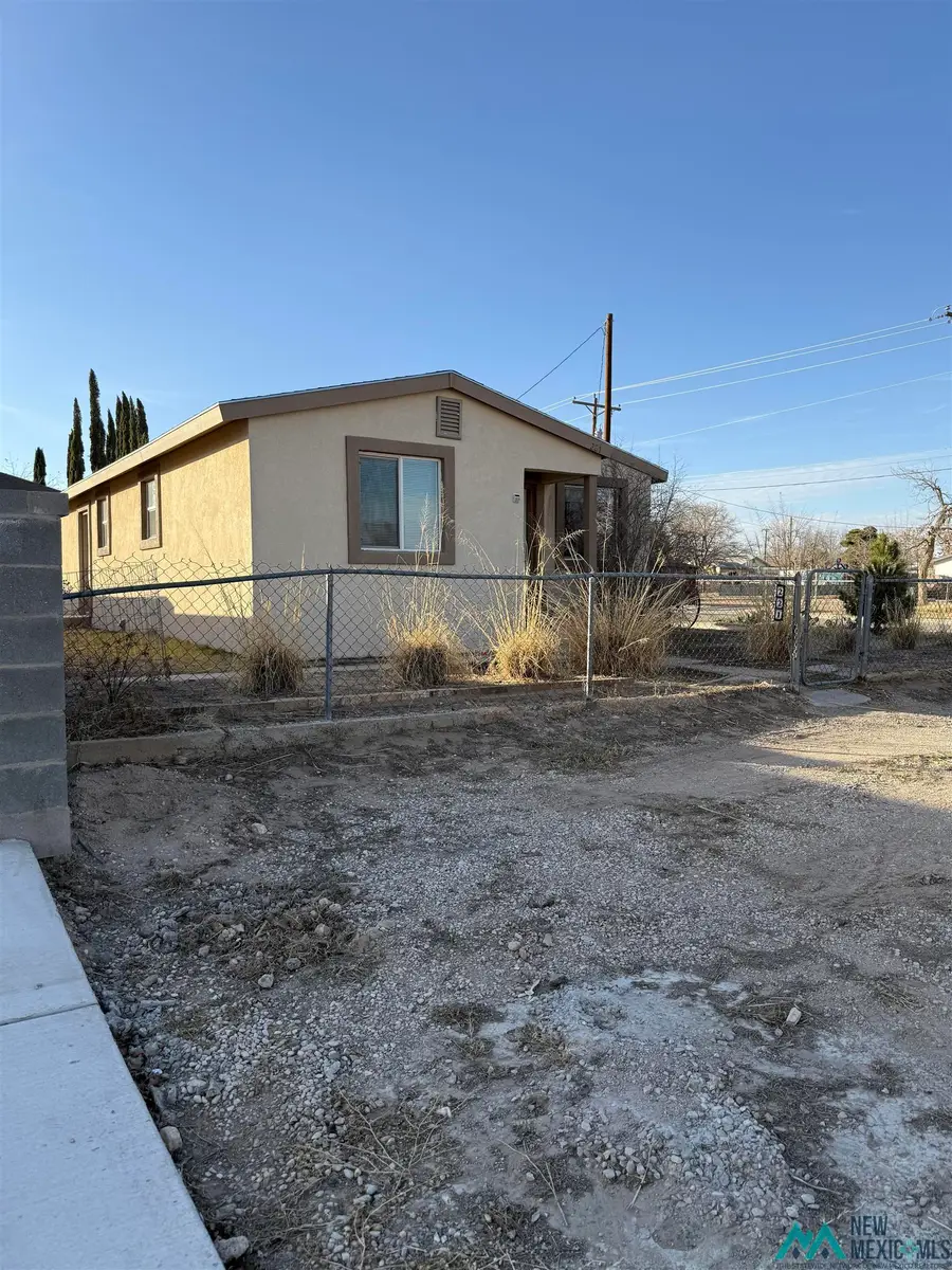 221 N Fifth Street, Carlsbad, NM 88220 - Image #3