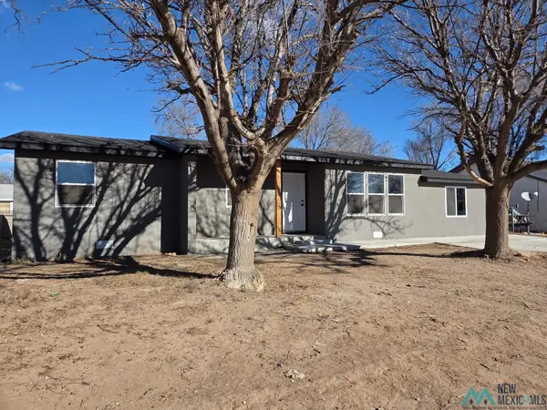 722 W 17th St, Portales, NM 88130
