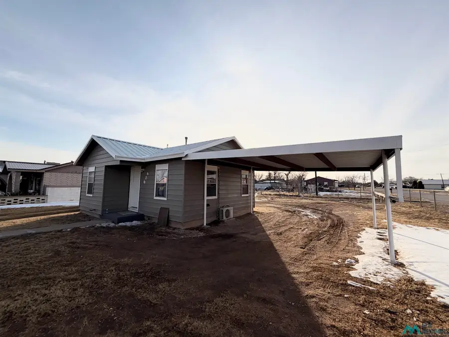 604 S 3rd Street, Lovington, NM 88260 - #2