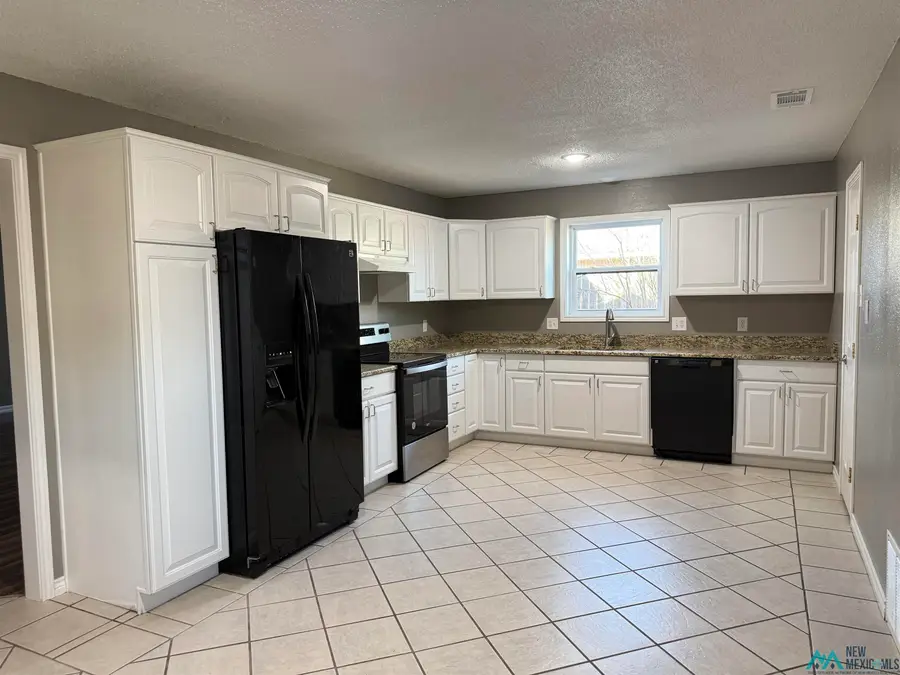 1908 Janeway Street, Clovis, NM 88101 - #3