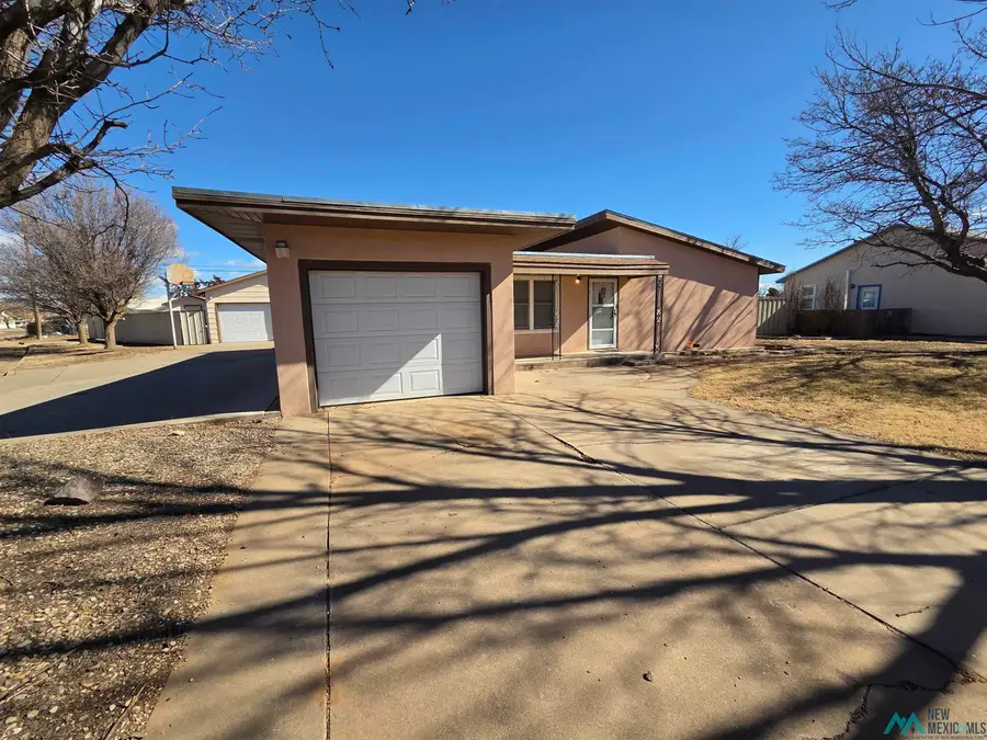 2617 Axtell Street, Clovis, NM 88101 - #3