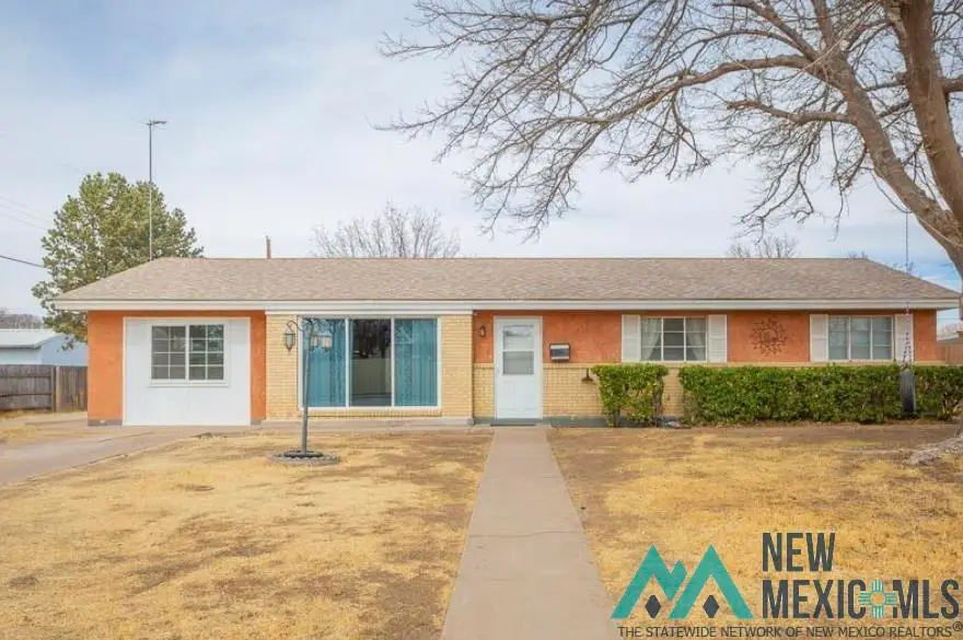 1011 W Buena Vista Street, Roswell, NM 88203 - Image #1