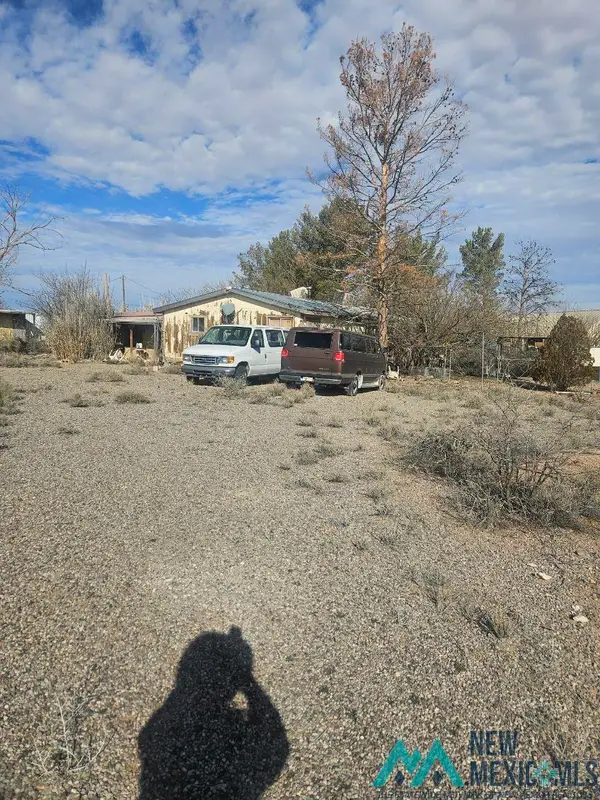 49 Cattle Rest Road, Lordsburg, NM 88045
