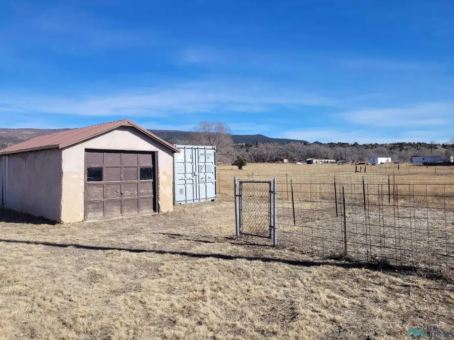 1244 Sugarite Avenue, Raton, NM 87740 - #2