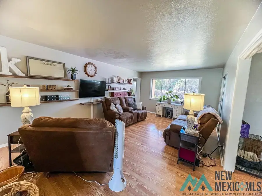 1407 N Country Club Circle, Carlsbad, NM 88220 - #2