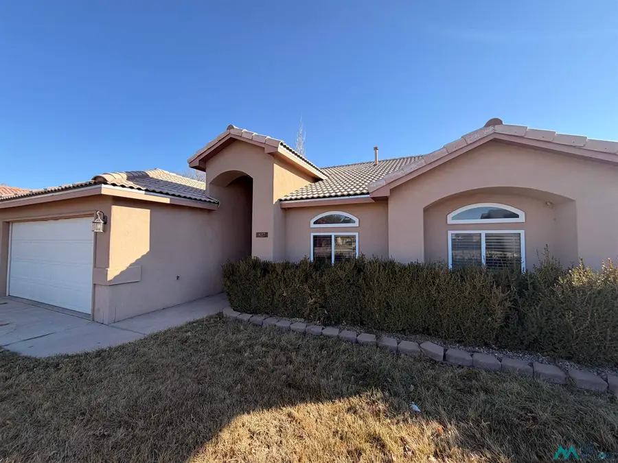 827 W Corto Drive, Hobbs, NM 88240 - #2