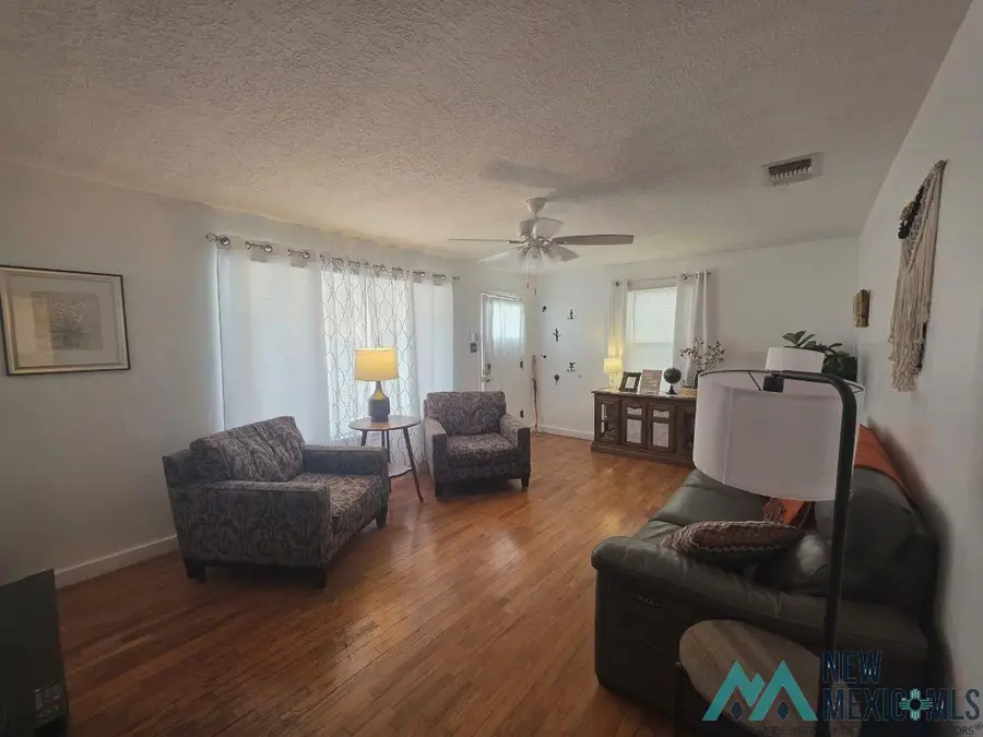 1031 N Francis Street, Carlsbad, NM 88220 - #2